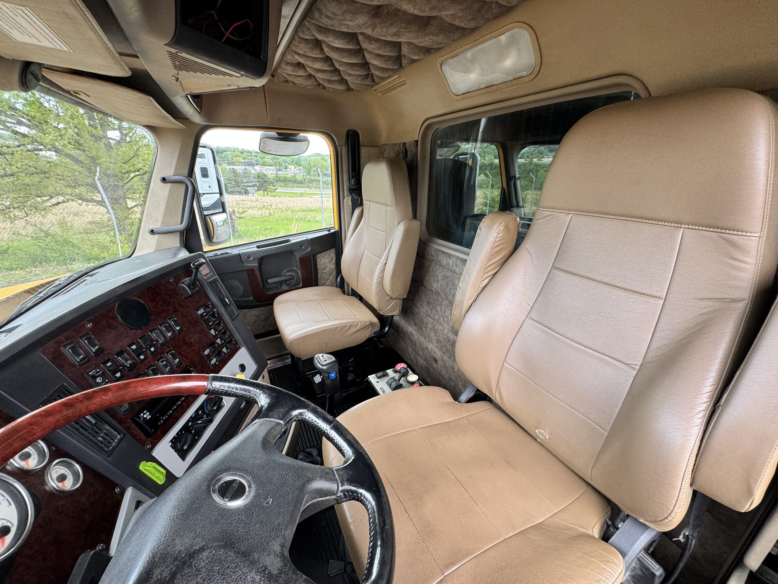 2020 FREIGHTLINER 122SD SFA PNLR2963-09 2020 FREIGHTLINER 122SD SFA PNLR2963-09