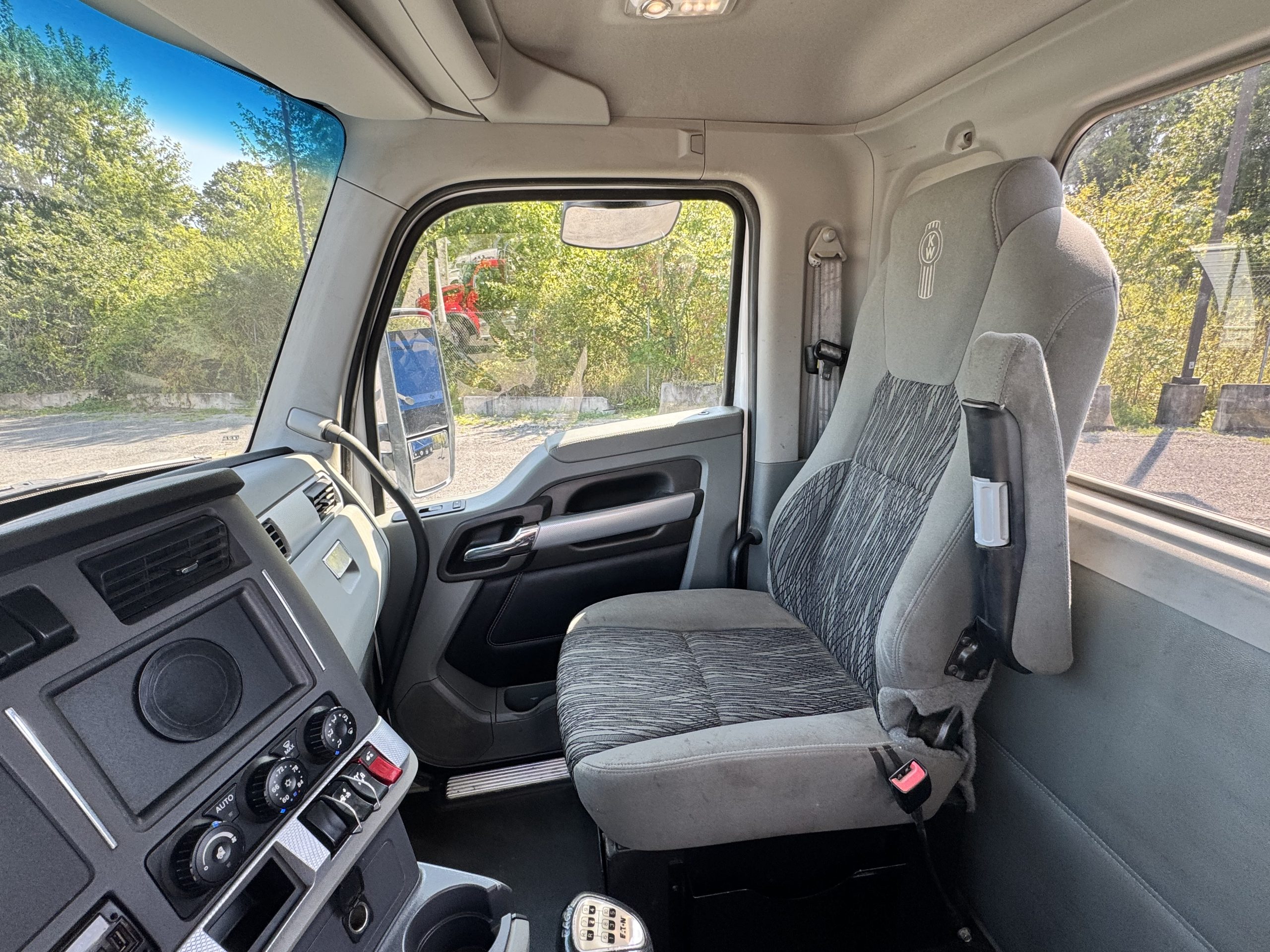 2021 KENWORTH T680 PV452995-12 2021 KENWORTH T680 PV452995-12