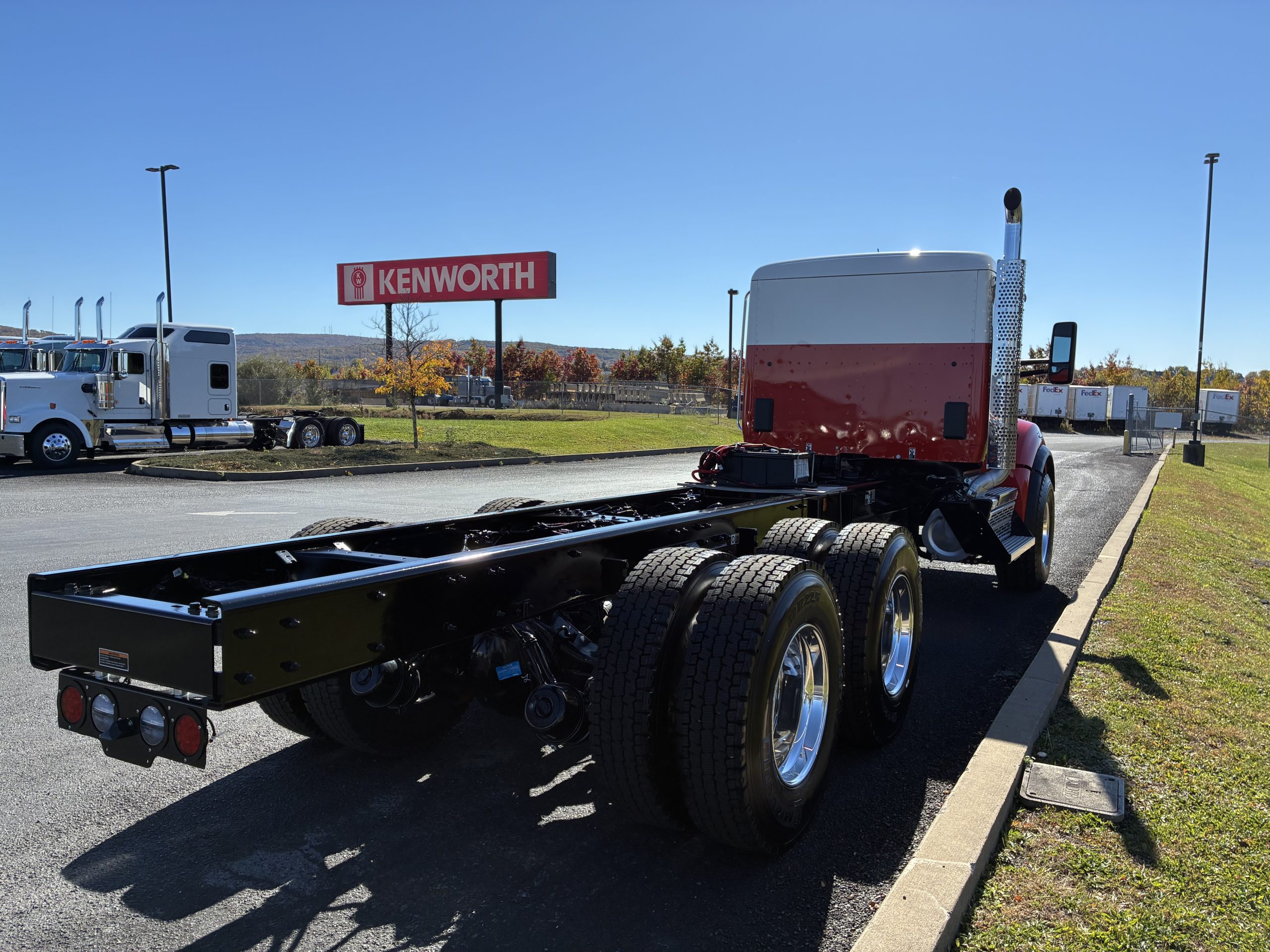 2026 KENWORTH T880 2026 KENWORTH T880 - image 5 of 6