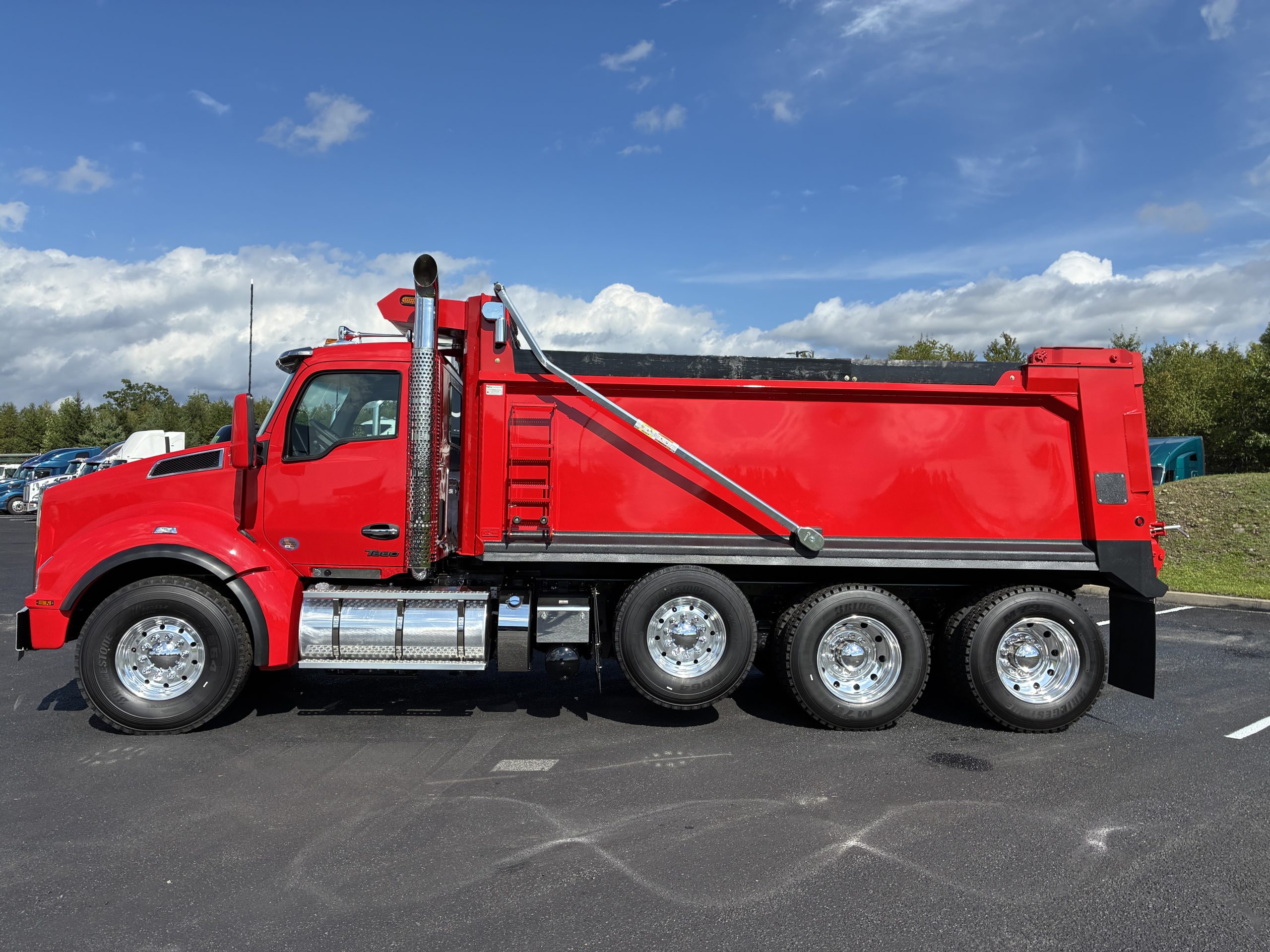 2027 KENWORTH T880 KD253446-01 2027 KENWORTH T880 KD253446-01